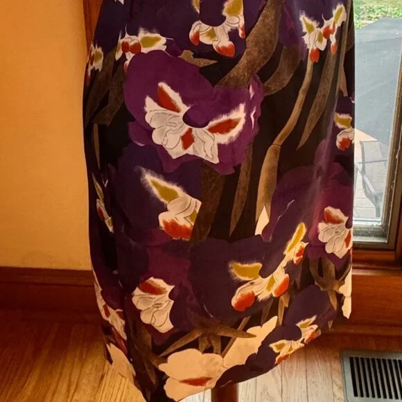 Tahari Purple Floral Sheath Dress Satin Polyester Blend, SZ 12, EUC - Picture 5 of 14